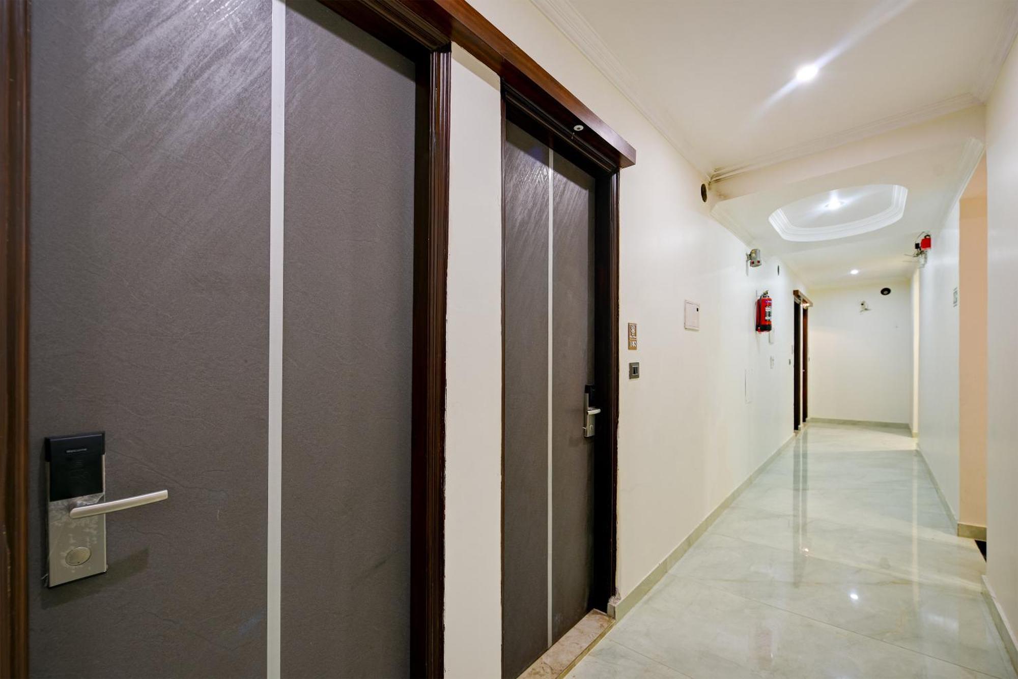 The Pearl Plaza Hotel In City Centre - Near New Delhi Railway Station Exterior foto