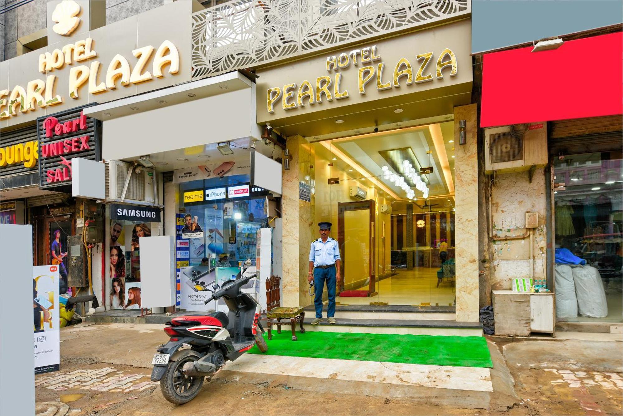 The Pearl Plaza Hotel In City Centre - Near New Delhi Railway Station Exterior foto