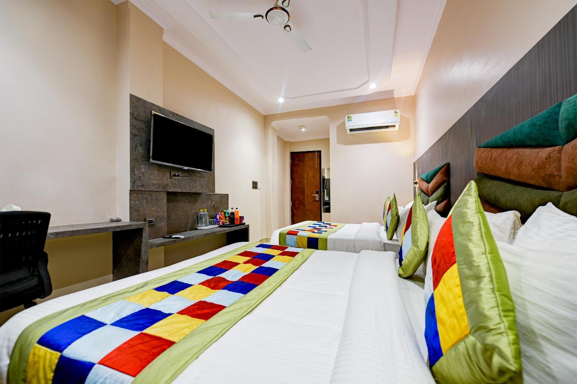 The Pearl Plaza Hotel In City Centre - Near New Delhi Railway Station Exterior foto